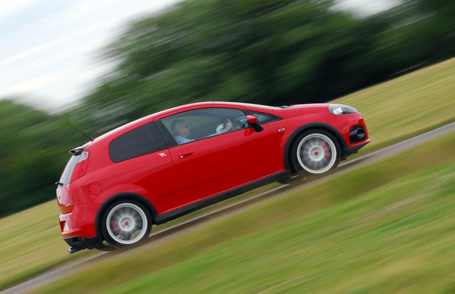  Abarth Grande Punto esseesse (199) 2008 года  (UK) (фото 21 из 21)
